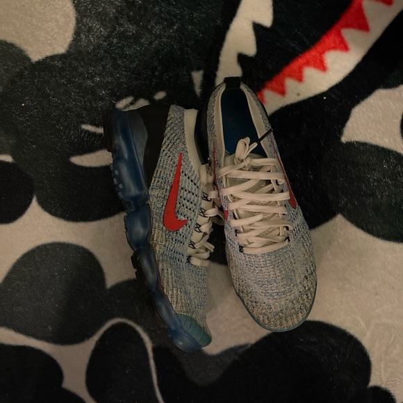 Nike Vapormax - Picture 3 of 3